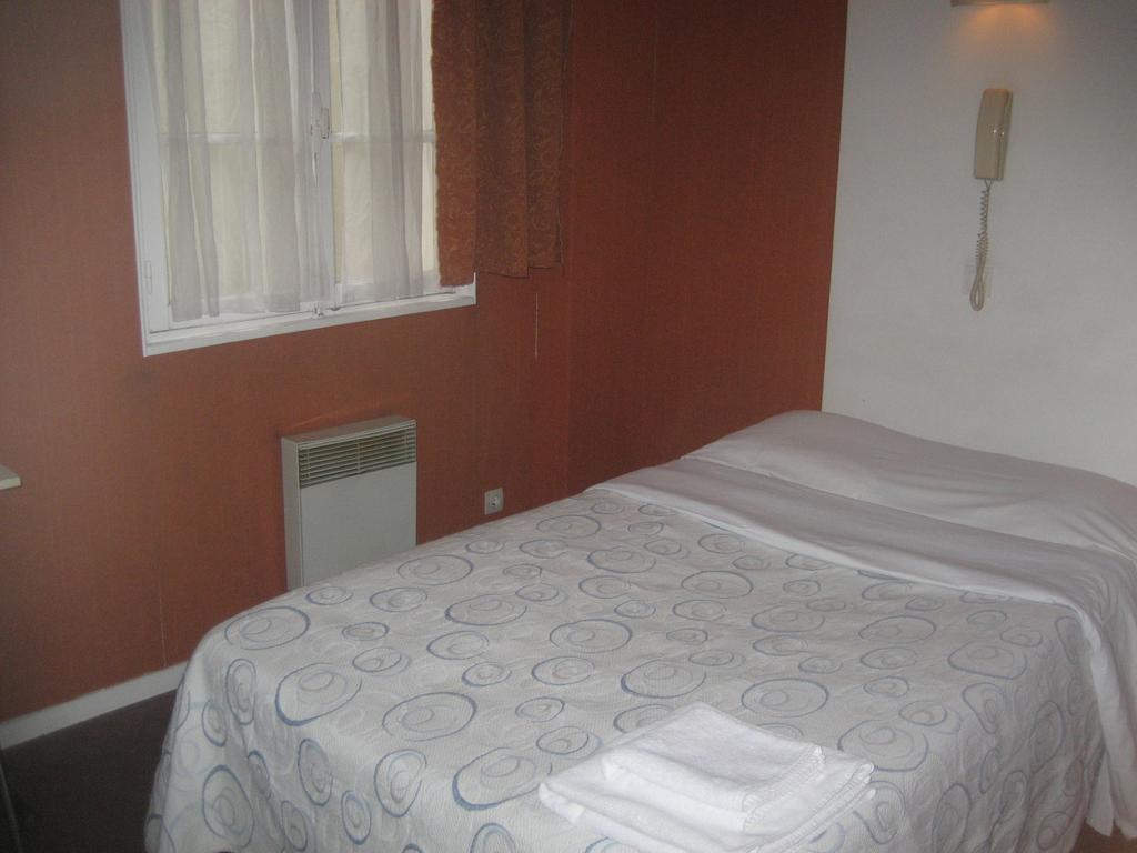 Hotel Meteore Париж Экстерьер фото